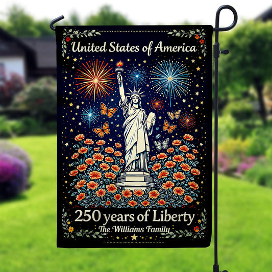 Personalized 250 Years America Flag Garden Banner 1776–2026 Vintage Independence Gift, Outdoor Flag Decor, Custom Family Name House Flag USA